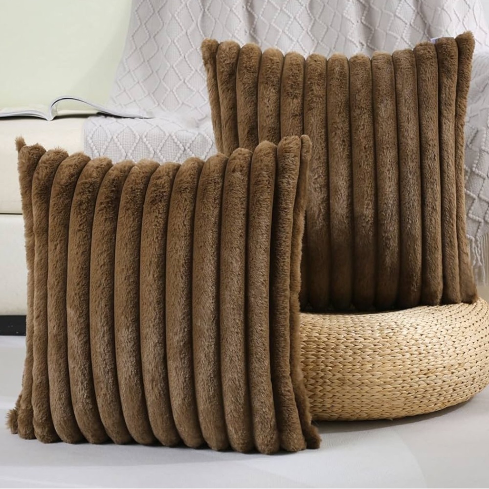 Set of 2 Brown Faux Fur 16x16 Pillow Case NWOT
